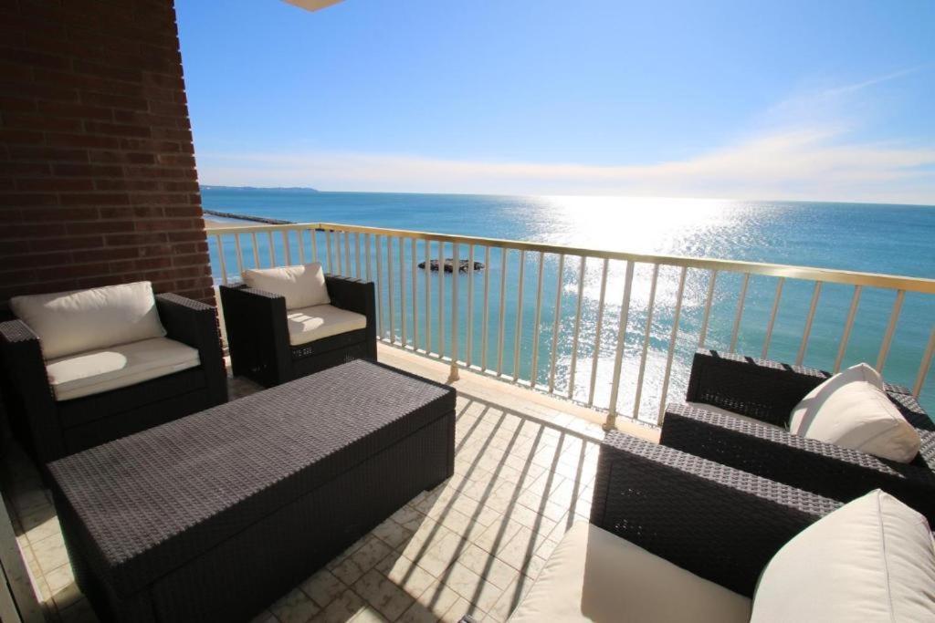 Ferienwohnung Apartamento Vistas Al Mar Cambrils Exterior foto